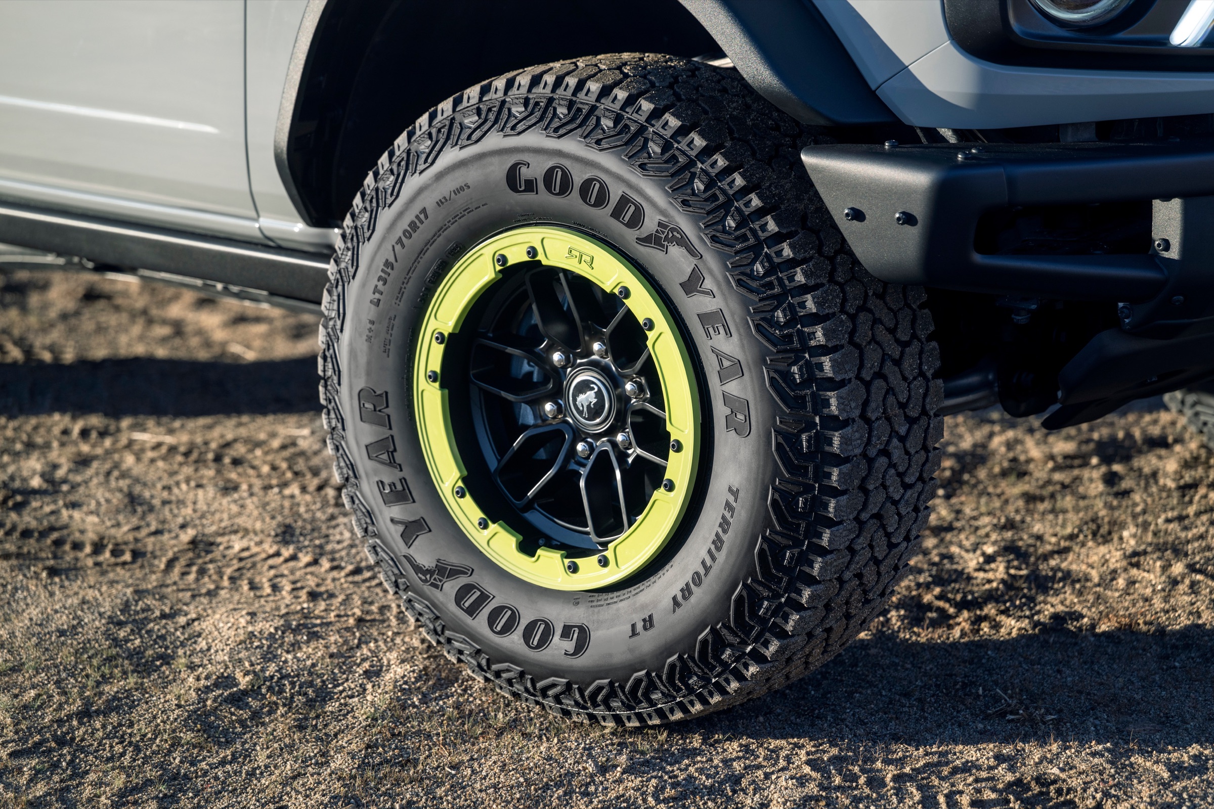 Hyper Lime wheel detail and 35 inch tire on the 2027 Ford Bronco RTR