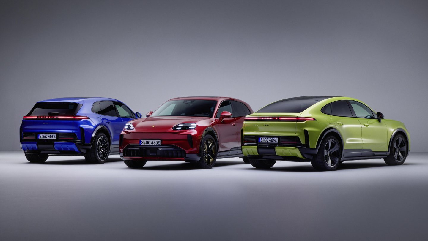 Blue, red and green 2027 Porsche Cayenne Electric models showing Paint to Sample colors